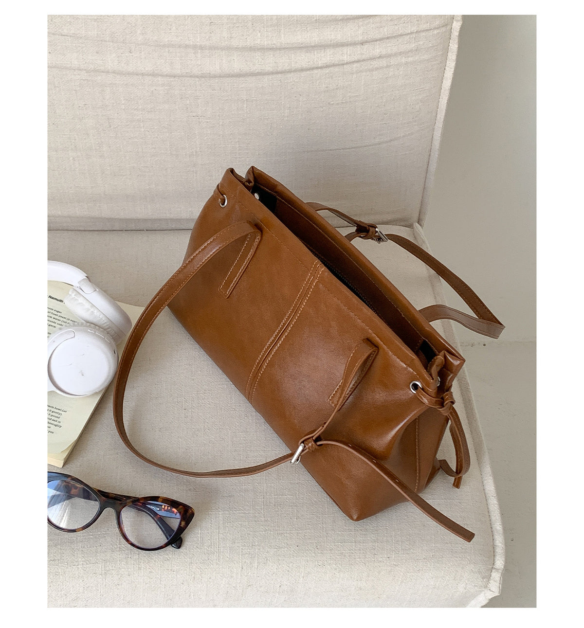 Remi Shoulder Bag - Chocolate