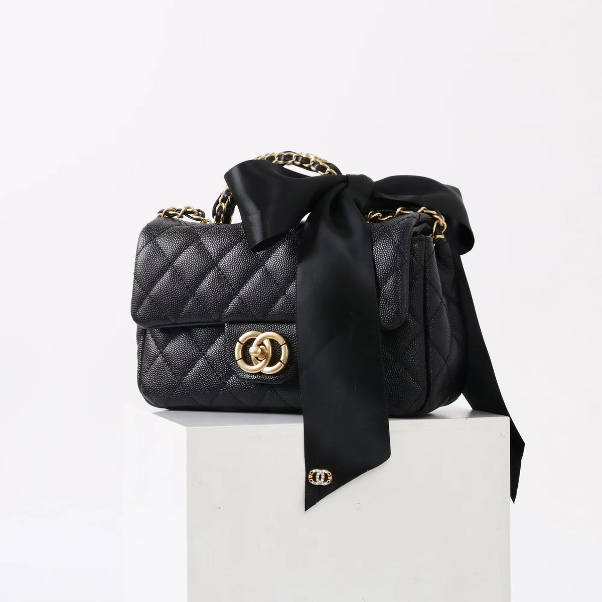 Beatrice Top-Handle Bag - Black