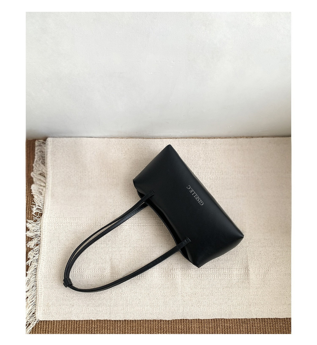 Lyra Shoulder Bag - Black